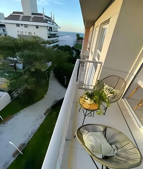 Апартаменты Ape Green | Top1% Mundial No Airbnb | 230M Do Mar Флорианополис